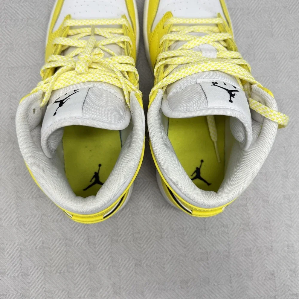 Nike Air Jordan 1 Mid SE GS Rose Patch‎ Dynamic Yellow Kids Size 4.5Y AV5174-700